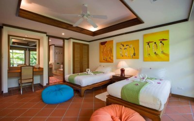 Gallery photo Villa 3 rooms 250 m² Karon, Thailand